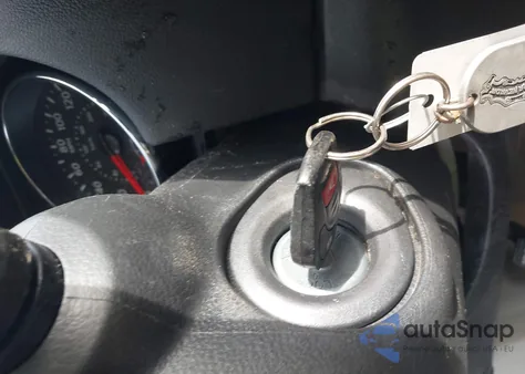 2014 Nissan Rogue Select S из США, поврежденный, VIN JN8AS5MT7EW601558